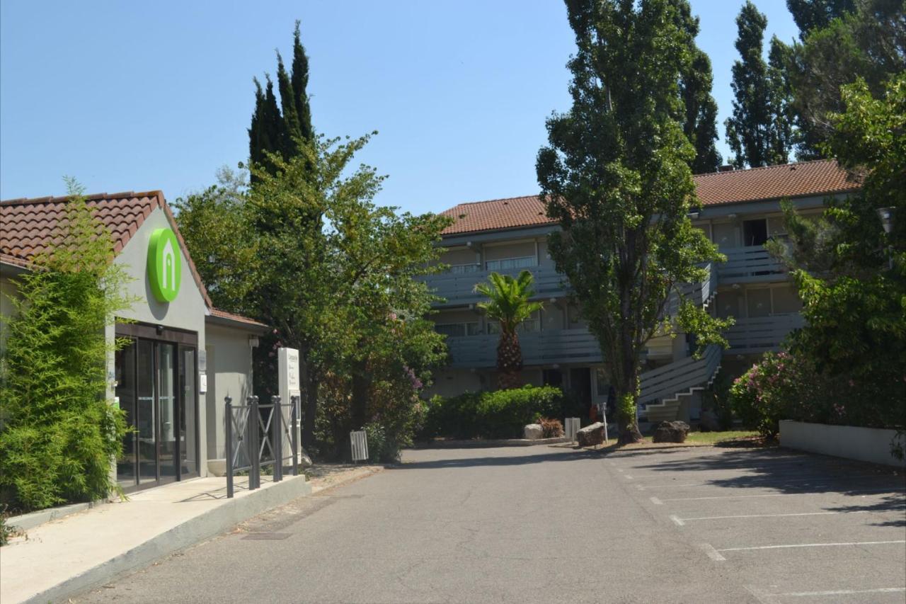 Hotel Campanile Arles Exterior foto